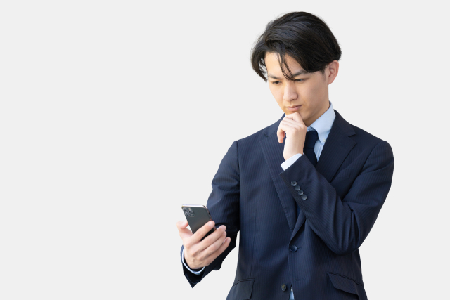 作業着のロゴ配置はどこが定番？